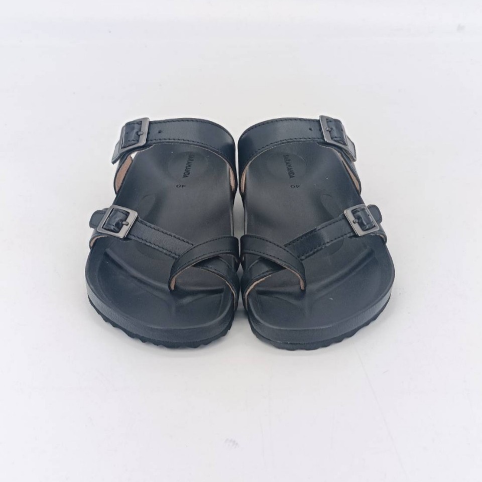 Saramanda รุ่น 165005 รองเท้าแตะผู้ชาย แบบหนีบ หนังแท้  มี 3 สี