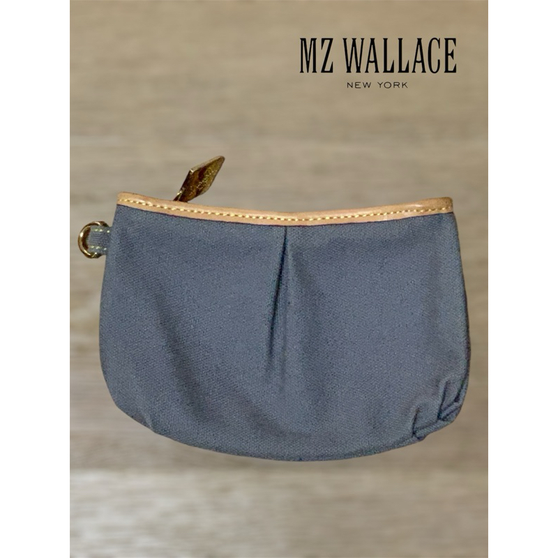 MZ WALLACE pouch สีเหลือบ สวย สภาพใหม่ 🔹cr:2รูปสุดท้ายจากinternet