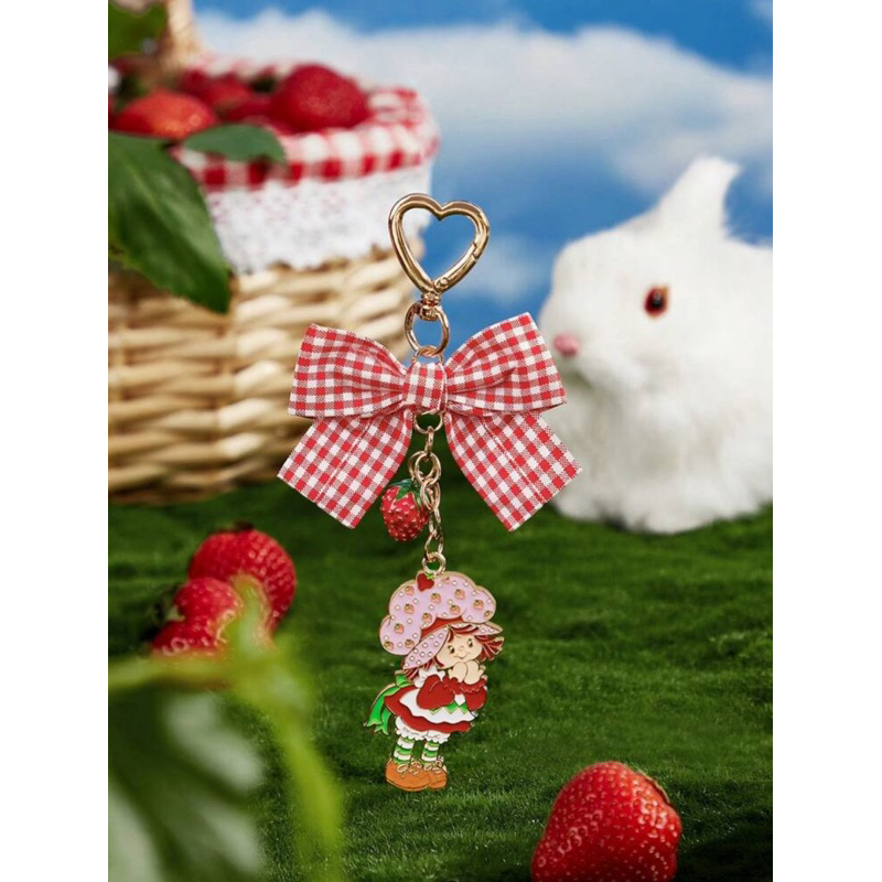 Strawberry Shortcakeแท้ % พวงกุญแจ จี้กระเป๋า ลิขสิทธิ์แท้จาก SHEIN X