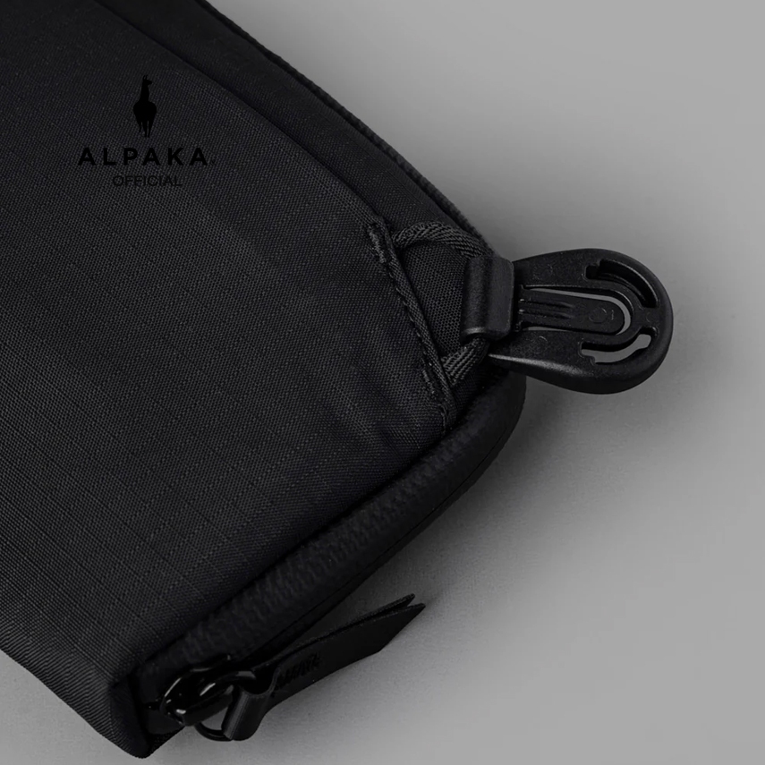 กระเป๋า Alpaka - Flight Pouch Axoflux