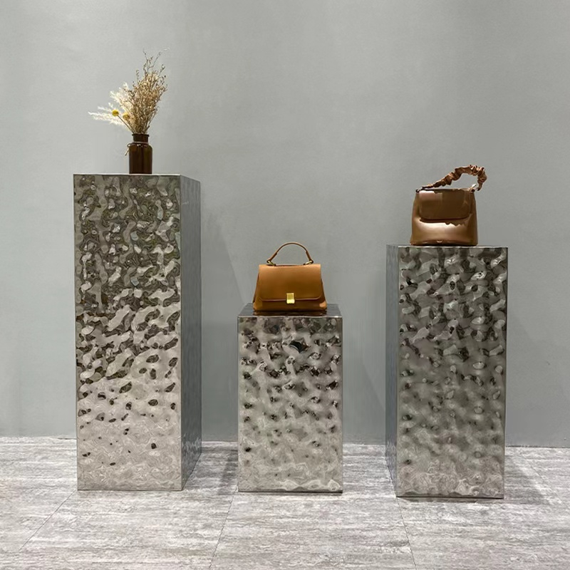 ชั้นวางสแตนเลส ชั้นวางสินค้าไว้โชว์ แท่นวางสแตนเลส 30cm*30cm-มี2แบบ 3ขนาด