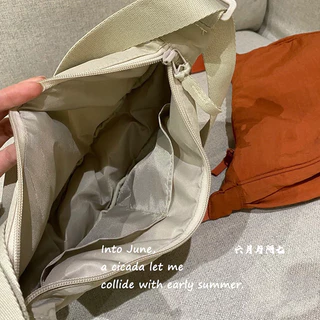พร้อมส่ง มี39สีใหม่ กระเป๋า สไตล์ยูนิโคล Uniqlo Round Mini Shoulder Bag ผ้าไนลอน กระเป๋าคาดอก เบา