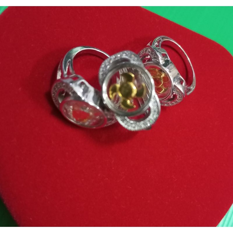 แหวนกังหันแชกงหมิว สีเงิน ใบพัดสีทอง ใบพัดหมุนได้