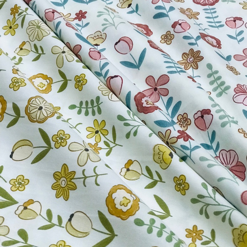 ผ้าแบ่งขาย 1 ชิ้น 1/2 เมตร ผ้าcotton100% ตัดต่อเนื่องได้หน้ากว้าง 160 cm. (64") เนื้อดี พิมพ์สวย พร้อมส่งค่ะ