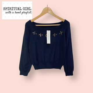 เสื้อ  Spiralgirl ผ้านิตอย่างดี ไซด์ -  F   อก 36-38 ยาว 19 นิ้ว  เสื้อทรงสวยน่ารักมาก เปิดไหล่สวย แต่งเพชรสวยมาก