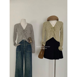 เสื้อไหมพรมแขนยาวคอวี เชือกไขว้ด้านหน้า TAG : Y.JIA STUDIO 🇰🇷
