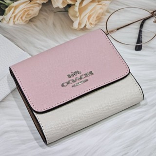 ★ New ของแท้ 100% กระเป๋าสตางค์ Coach wallet แบบ 3 พับ