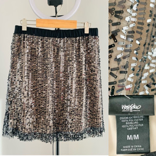 Mossimo sequin skirt black and nude size medium SQ12