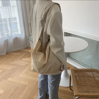 [ใช้2โค้ดส่งฟรี+ลดเพิ่ม]กระเป๋าผ้าใบใหญ่สุด งานเกาหลี Baggy Bag ทรงUnisex 4 สี F143