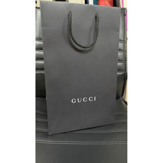 ถุงกระดาษ Gucci ของแท้ สีดำ