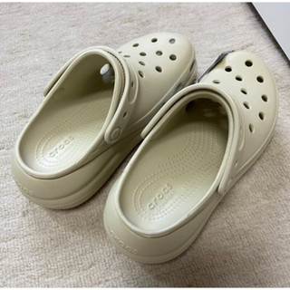 พร้อมส่ง Classic Crush Clog 23cm สีเบจ ของแท้