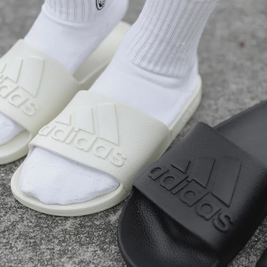 Adidas Collection อาดิดาส รองเท้าแตะ รองเท้าแฟชั่น Adilette Aqua IF7370 / IF7371 / IF6068 / IF6067 (800)