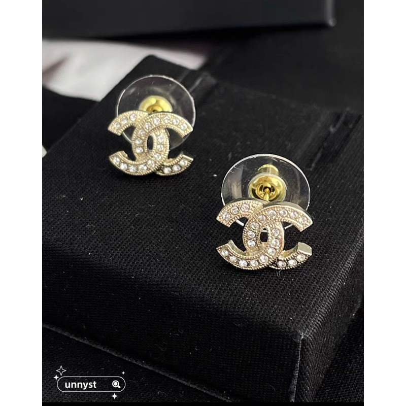 💯  ต่างหู CHANEL Stud CC ของแท้