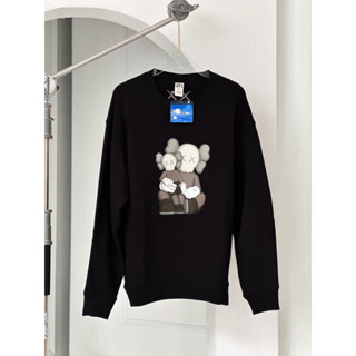 เสื้อแขนยาว Kaws ของแท้ จาก Shop หายากมาก