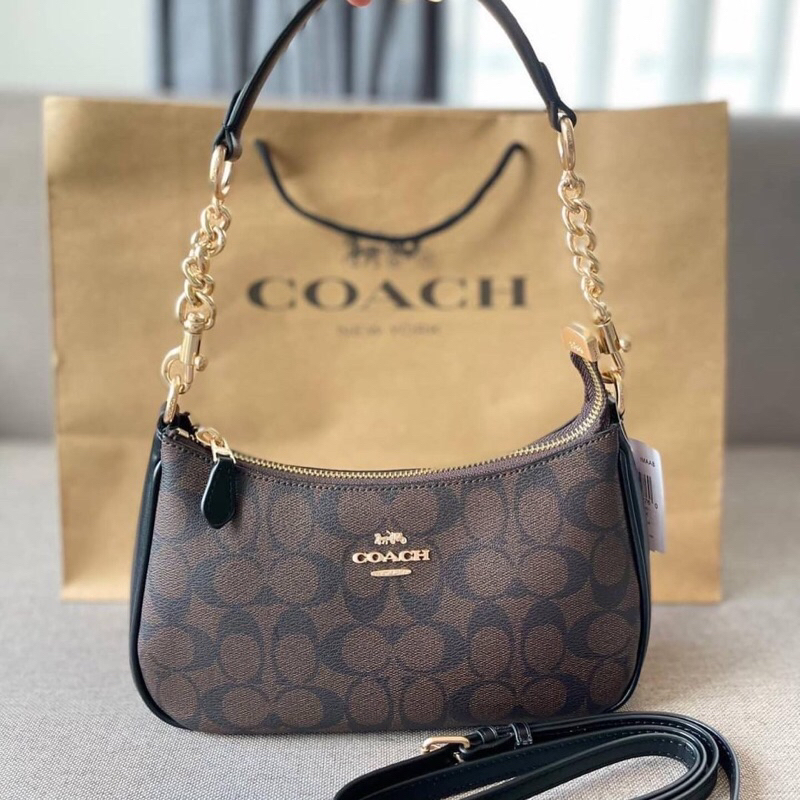 พร้อมส่ง 🛍️ Coach กระเป๋าทรงพอชสุดฮิต คอลเลคชั่นสุดเก๋  วัสดุแคนวาสลายC