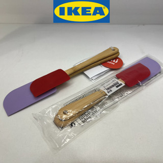 IKEA อิเกีย TABBERAS ทาบเบียราส ที่ปาดเค้ก ชุด 2 ชิ้น, ไม้ไผ่/ซิลิโคน แดง/ม่วงไลแลค