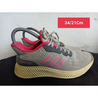 Adidas Size 34 ยาว 21 Cm  รองเท้ามือสอง  ผู้หญิง เท้าเล็ก   แฟชั่น ลำลอง ทำงาน