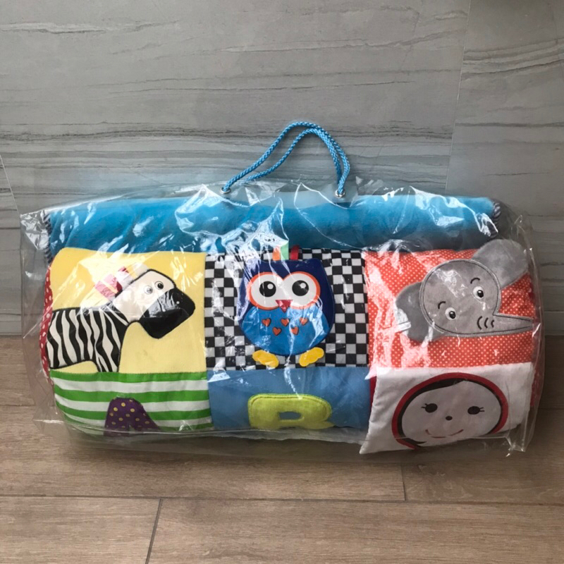 หมอน พร้อมเบาะ แบรนด์ Mead Johnson สีฟ้า สำหรับเด็กเล็ก น่ารัก ขนาดกำลังดี ของใหม่ มือ 1 มี ของเล่นเ