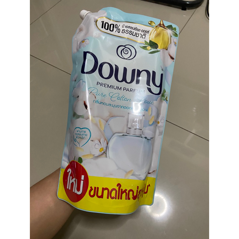 Downy Premium Perfume กลิ่นหอมละมุนคอตตอน