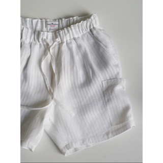 [JBB*] WHITE DOBBY STRIPE EASY SHORTS เจบีบี กางเกงขาสั้น ผ้าคอตตอน เอวยางยืด กางเกงขาสั้นลำลอง กางเกงผู้ชาย