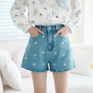 09-284 La Daisy Shorts - 4 ไซส์