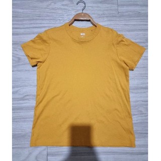 Uniqloเสื้อยืดสีเหลืองไพรแขนสั้น(สีจริงรูป2)ไซส์XLอก38ยาว24.5(งานมือสอง)