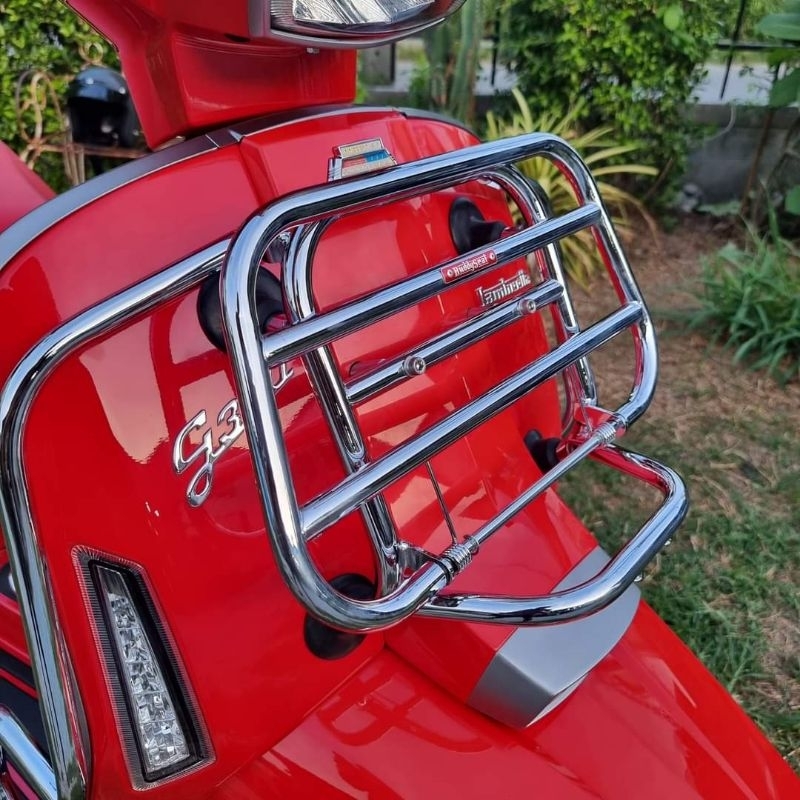 ตะแกรงหน้า lambretta G350 (แบบเจาะ)​