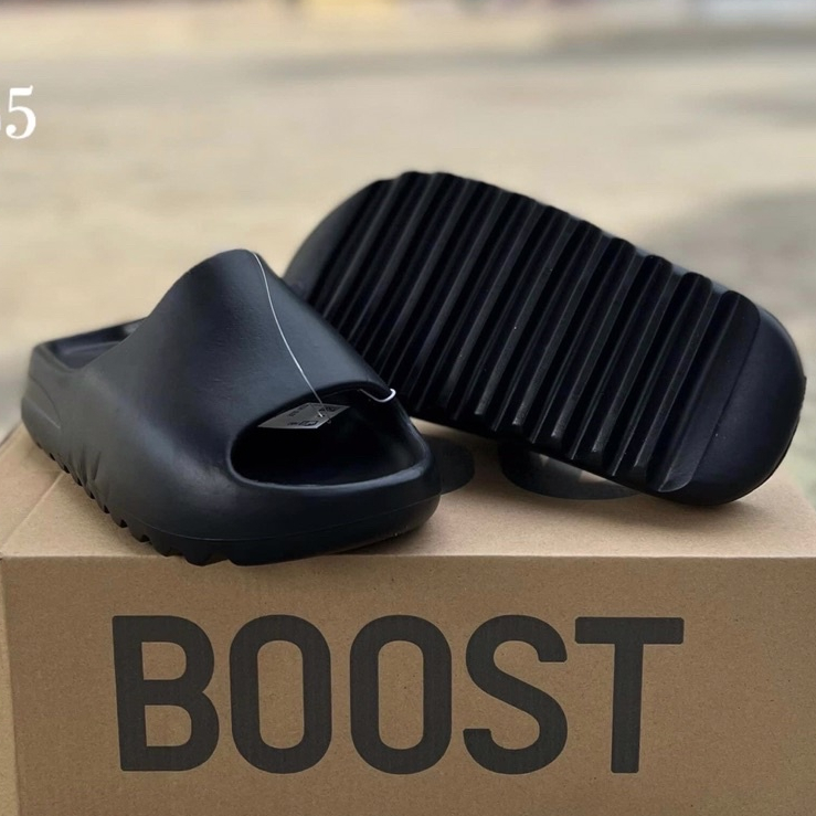 รองเท้าสวมมาใหม่รุน BOOST 350 นุ่มดีใส่สบายใส่ได้ทั้งผู้หญิงผู้ชายสินค้ามีทุกไซต์36-45