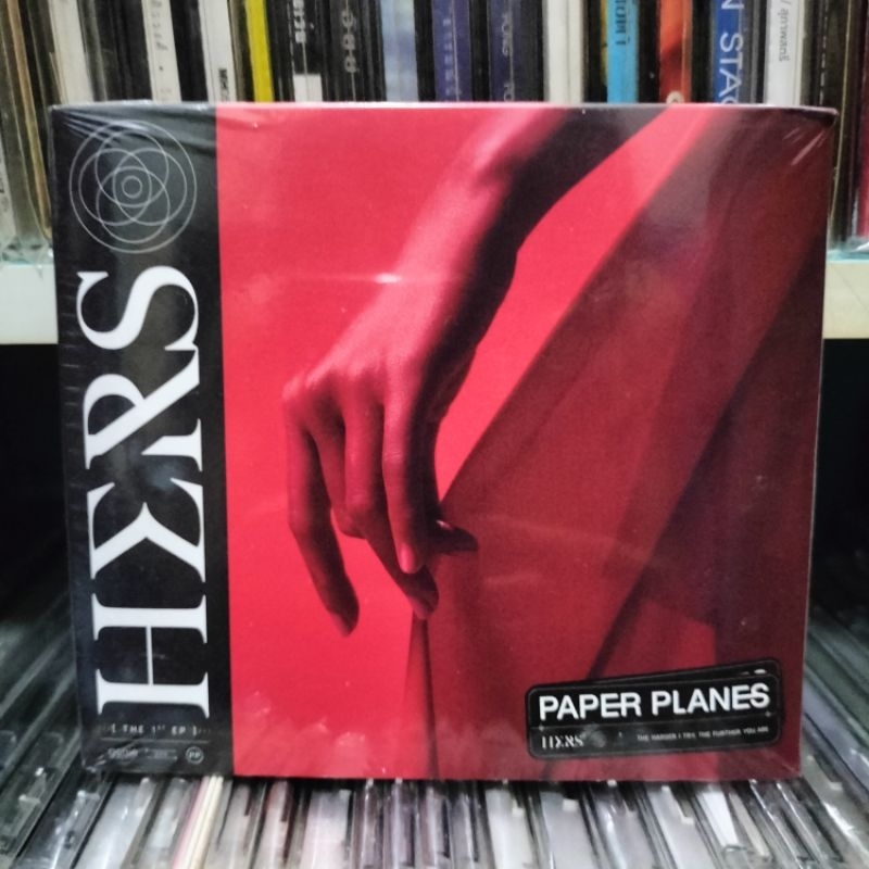 CD Paper Planes Album Hers