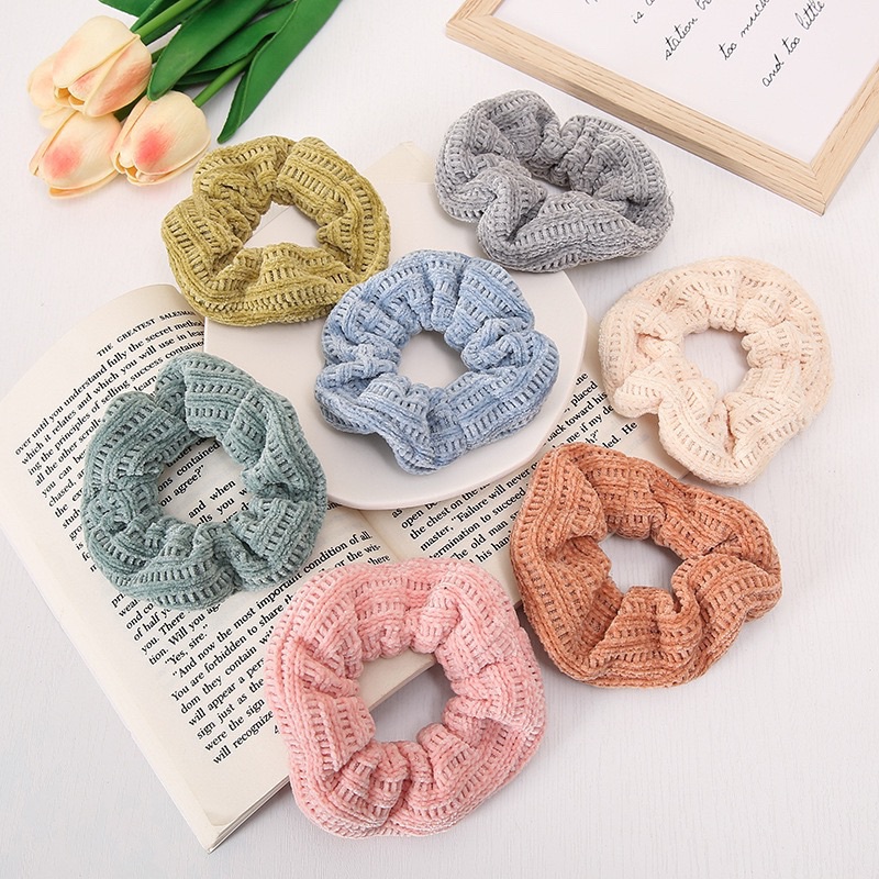 พร้อมส่งจากไทย A-08ยางรัดผมไหมพรมถักเกาหลีเกาใจ ยางมัดผม มัดแน่นไม่เป็นรอยมัด