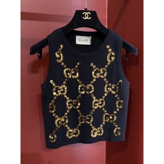 เสื้อgucci​ส่งฟรีมีของแถม