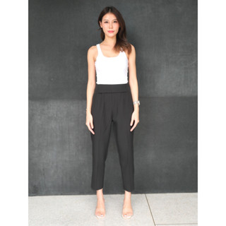 YNO Ankle-length trousers with bold waist detail กางเกงทรงบอย 9 ส่วน ตกแต่งขอบเอวด้านหน้า 27154