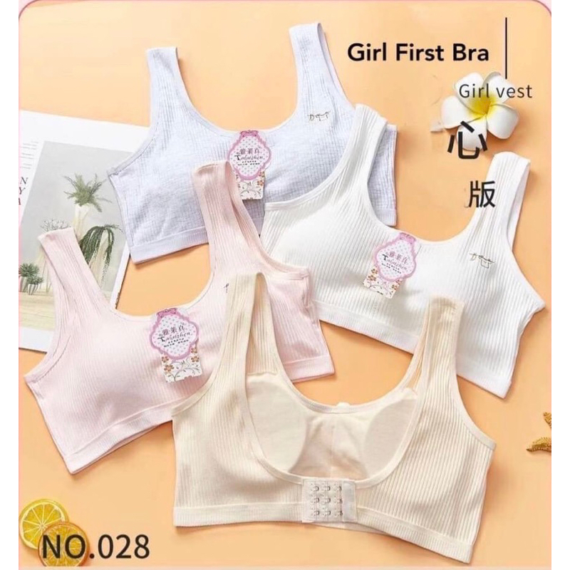 เสื้อซับในเด็ก รุ่นผ้าร่อง first bra มีฟองน้ำ มีทั้งแบบสวม และ แบบตะขอให้เลือก มีของพร้อมส่ง