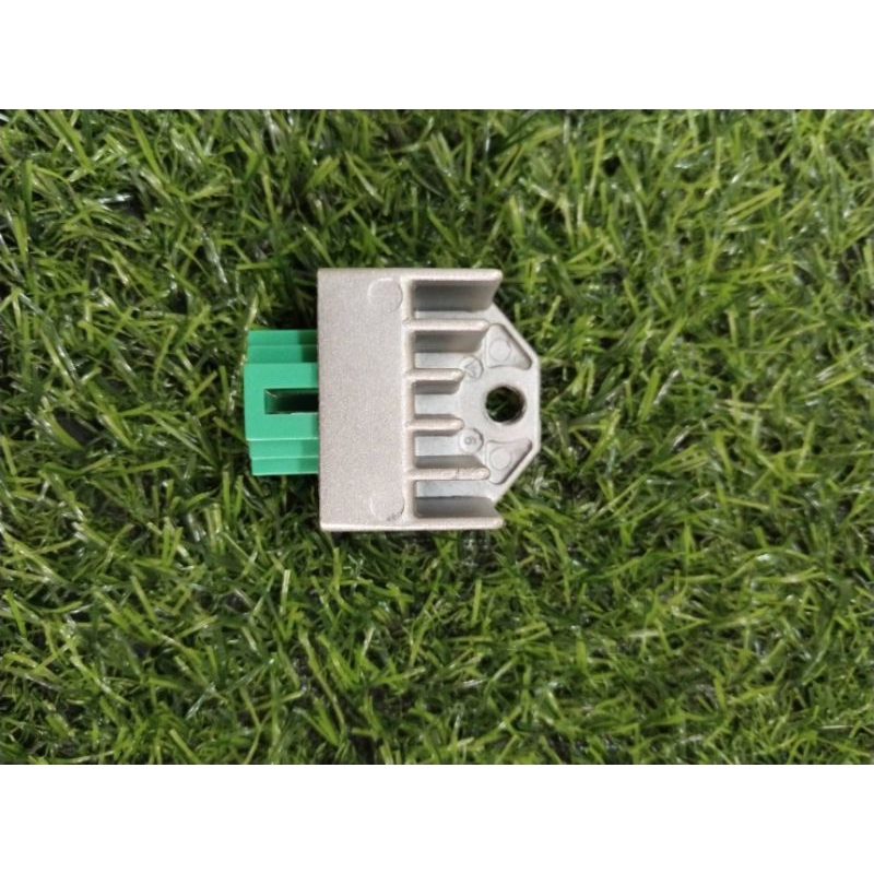 แผ่นชาร์จไฟMio Fino Spark135