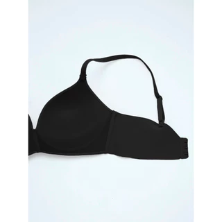 Sabina ซาบีน่า เสื้อชั้นใน INVISIBLE WIRE (Set 2 ชิ้น) (ไม่มีโครง) SEAMLESS FIT รุ่น Soft Doomm รหัส SBXH6001BK สีดำ