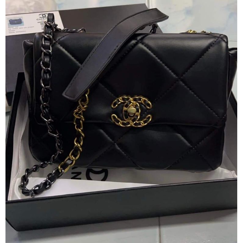 พร้อมส่งจ้า กระเป๋าสะพายข้างได้ถือได้ Size 10” นิ้ว ❤ชาแนล[Chanel]❤ shoulder bag lady งานสวยตรงปก!! *ถ่ายจากสินค้าจริง*