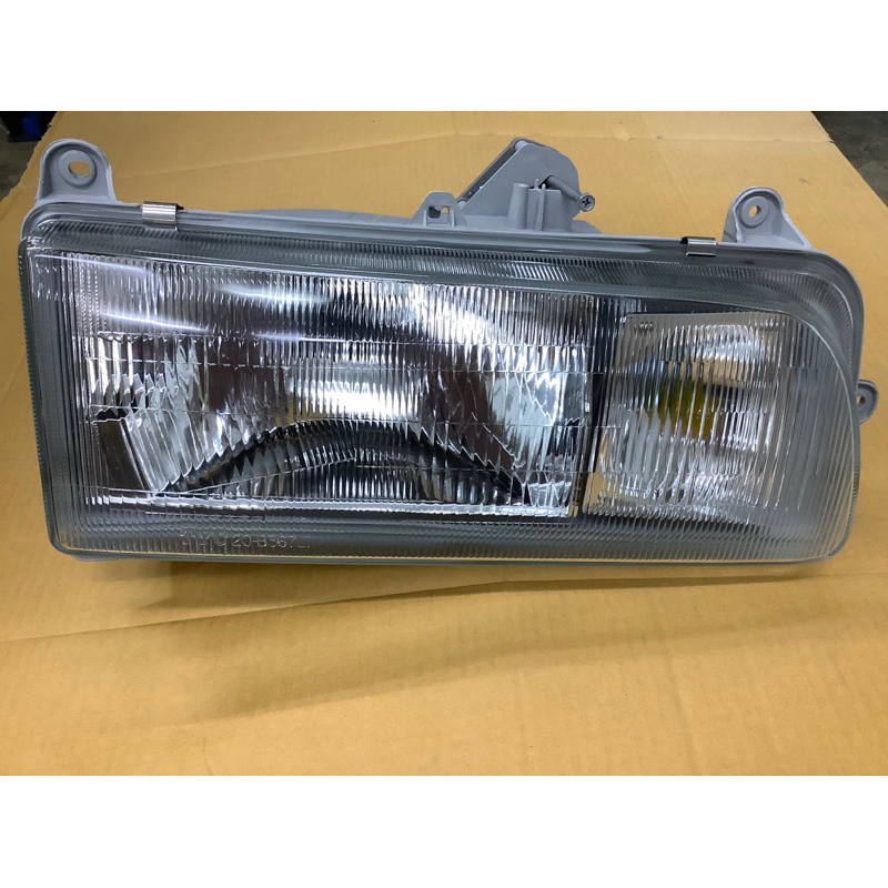 ไฟตา เสี่ยไฮเทค  FM2K โปรเฟียร์ HINO