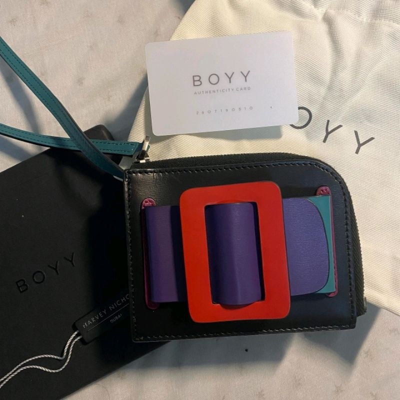 used boyy card holder