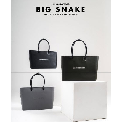 กระเป๋า hobs Big snake mega tote bag(ใบใหญ่)