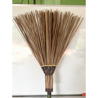 ไม้กวาดทางมะพร้าว (รุ่นหนา) ด้าม 90ซม. ตัดปลาย ก้านแข็ง