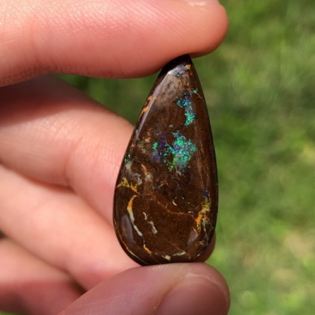 Australian Boulder Opal โบลเดอร์โอปอล 13.20 กะรัต