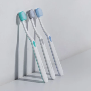 Skynlab ชุดเออโกพรีเมี่ยมแปรงสีฟัน 1แถม1 (คละสี)
