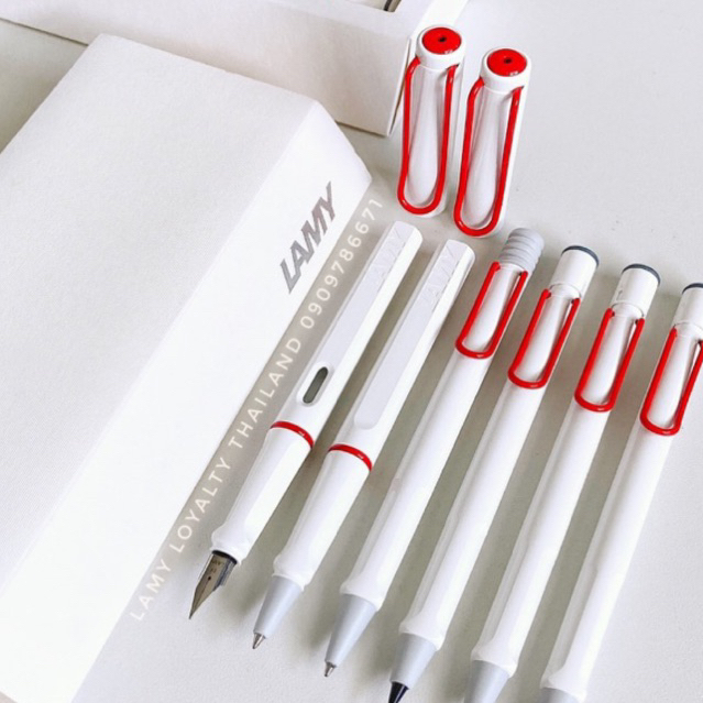 **พร้อมส่ง สีหายาก** Lamy Safari white red clip red oring japan 2020 ปากกาหมึกซึม ขาวคลิปแดง