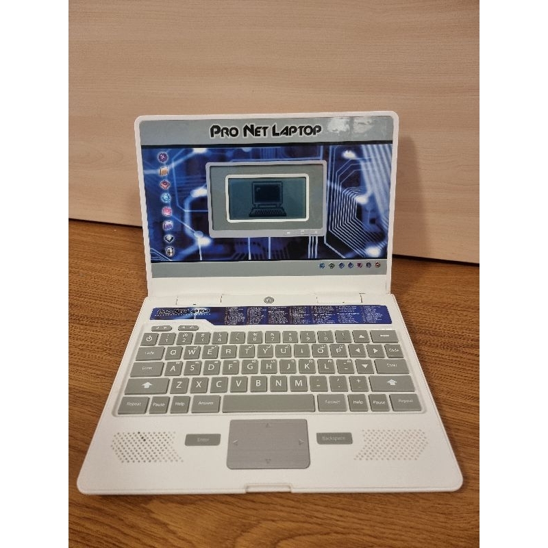 Pro Net Laptop​ White​ มือสอง