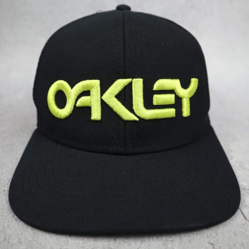 หมวกแบรนด์หลังตะข่าย Oakley