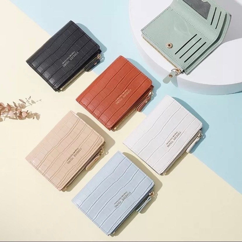 กระเป๋าสตางค์แฟชั่นหญิง ทรงใบสั้น ลวดลายดเรียบหรู สุดเก๋ ใบสั้นพับได้ 2 ตอน ใส่เหรียญและบัตรได้เยอะ -- D8002 - รูปที่ 4