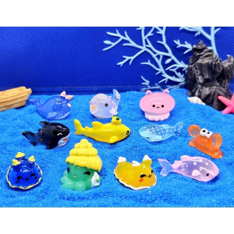 ตุ๊กตาจิ๋วแต่งโหลแก้ว ของแท้แต่งสวน ตู้ปลา