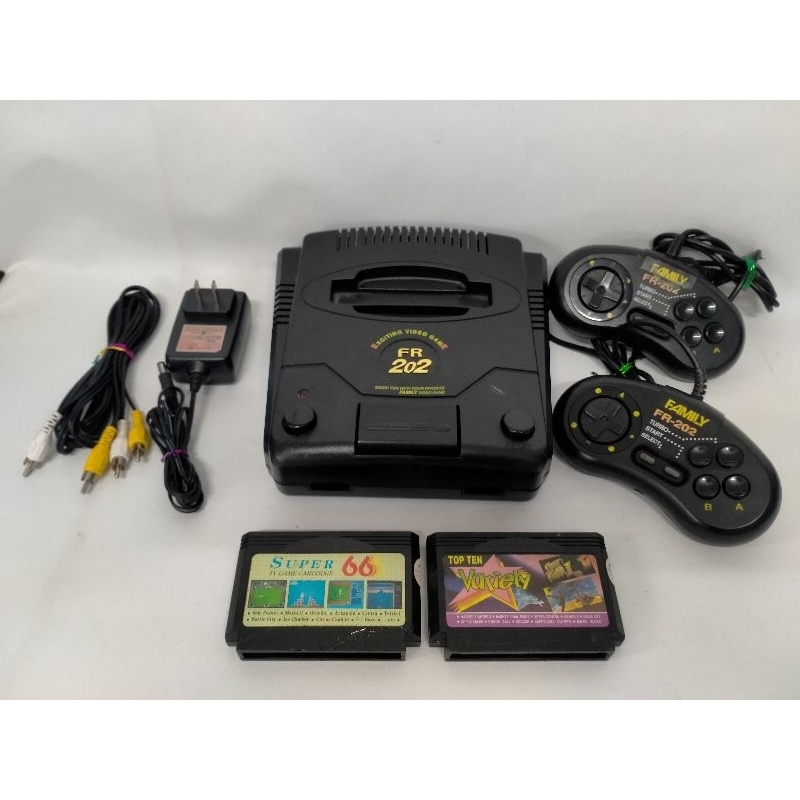 Family Computer FR202 Ex ดำ ชุดไฟไทยพร้อมเล่น มาพร้อม ตลับเกมรวมไม่ซ้ำระดับตำนาน 66+ท๊อปเท็น เกมไม่ซ