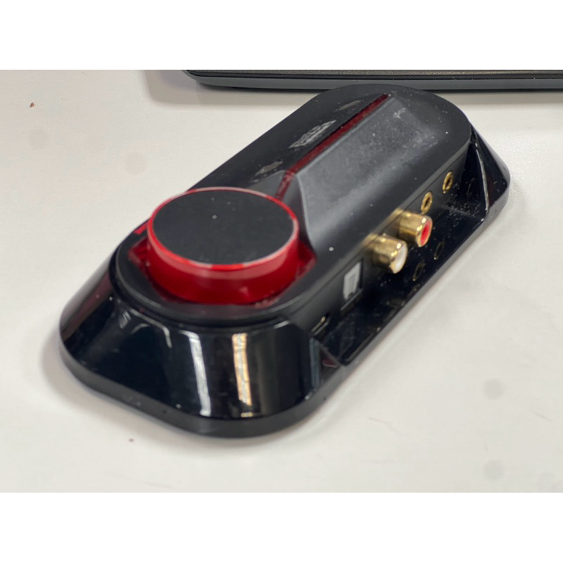 การ์ดเสียงภายนอก มือสอง  CREATIVE  Sound Blaster OMNI Surround 5.1 USB Sound Card ใช้งานปกติ สีลอกตามกาลเวลา