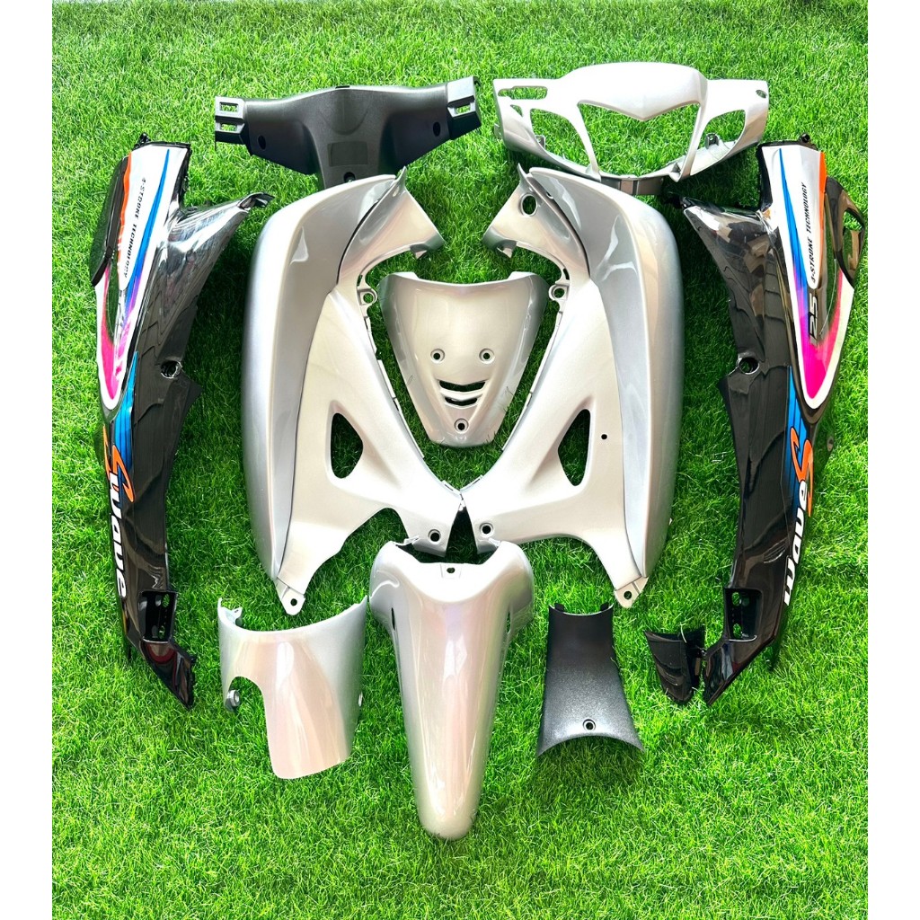 แถมน็อตทั้งชุด  ชุดสีเวฟ125R 125S เเฟริ่งเวฟ125s เฟรมเวฟ125s 125r เฟรมwave ชุดสีwave สีบรอนซ์ท้ายดำ